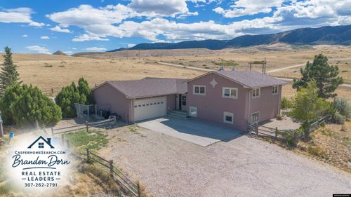 5465 Coates Rd, Casper, WY, 82604-9708 | Card Image