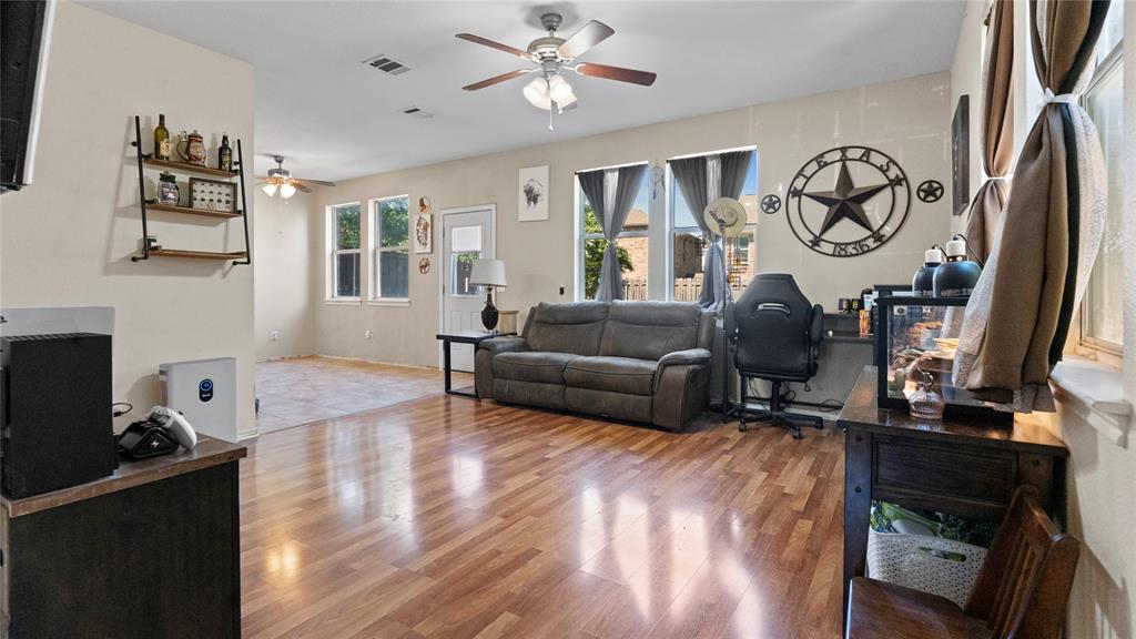 Celia Cir, Wylie, TX 75098