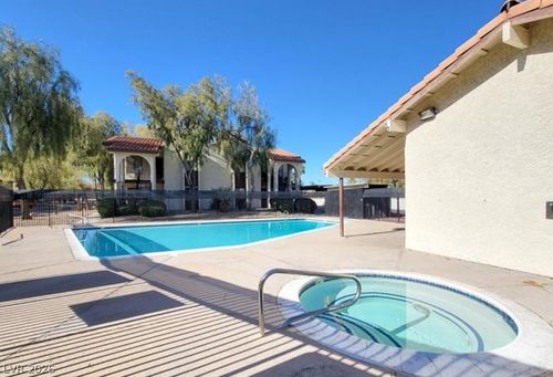 d-3230 Cameron St, Las Vegas, NV, 89102-9112 | Card Image