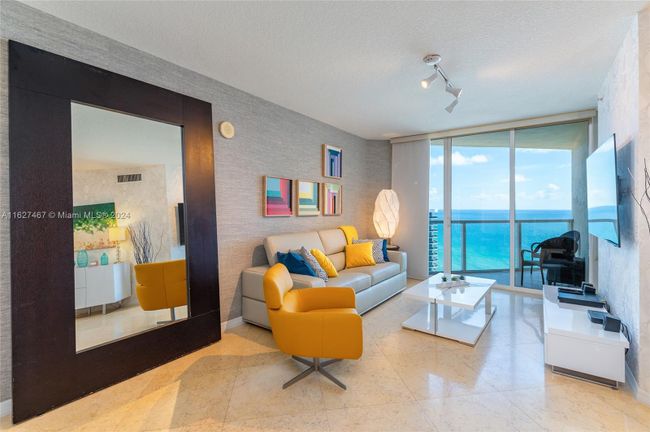 2906 - 16699 Collins Ave, Condo with 3 bedrooms, 2 bathrooms and null parking in Sunny Isles Beach FL | Image 13