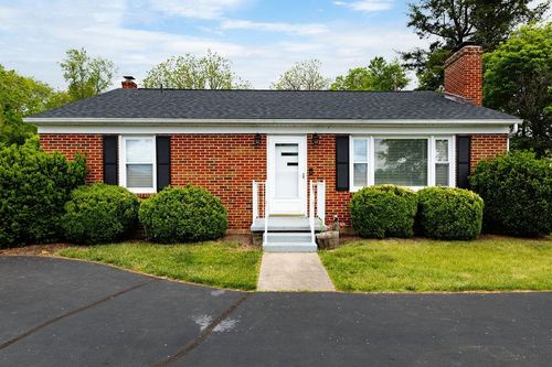 190 Hotchkiss Rd, CHURCHVILLE, VA, 24421-2424 | Card Image
