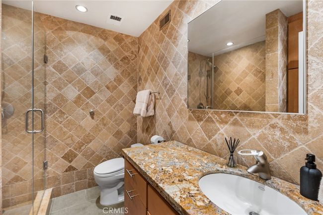 APT-207 - 1131 Alta Loma Rd, Condo with 1 bedrooms, 2 bathrooms and 1 parking in West Hollywood CA | Image 12