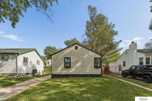 3846 S 15th St, Lincoln, NE, 68502-5411 | Card Image