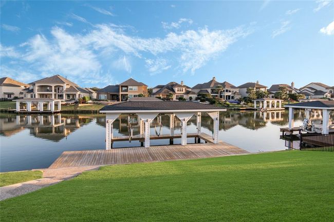 2922 N Island Dr, House other with 5 bedrooms, 4 bathrooms and 3 parking in Seabrook TX | Image 44