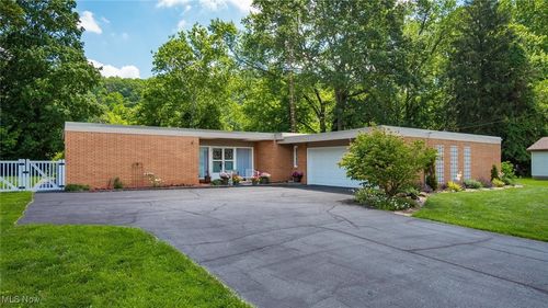 4920 W Shore Dr, Zanesville, OH, 43701-9832 | Card Image