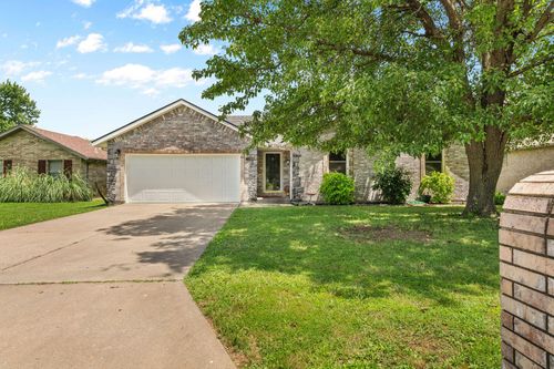 208 S Poplar Court, Nixa, MO, 65714 | Card Image