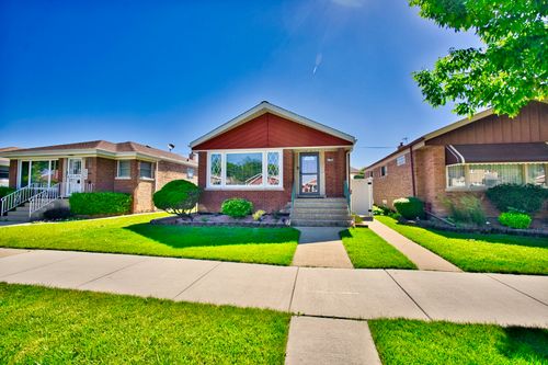 5841 S Newcastle Ave, Chicago, IL, 60638-3212 | Card Image