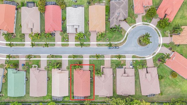 8926 Agliana Cir, House other with 3 bedrooms, 2 bathrooms and null parking in Boynton Beach FL | Image 6