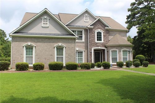 7553 The Lakes Dr, Fairburn, GA, 30213-2394 | Card Image