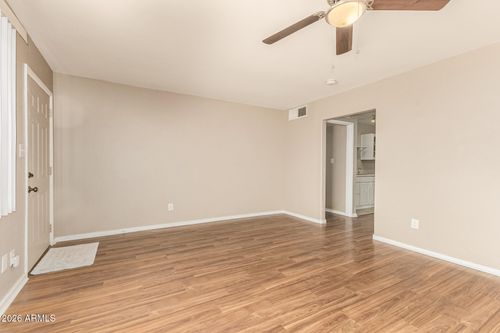 1002 E Orchid Ln, Phoenix, AZ, 85020-3236 | Card Image
