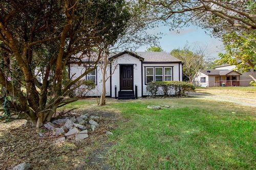 401 Pear St, La Marque, TX, 77568-6245 | Card Image
