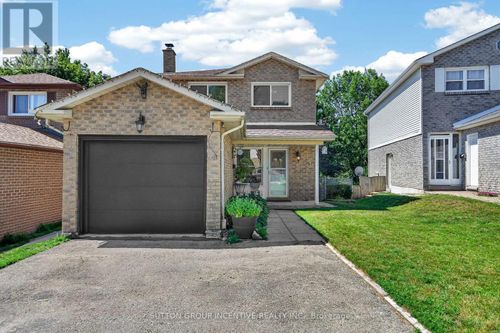 26 Fox Run, Barrie, ON, L4N5L5 | Card Image