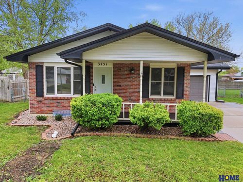 3751 Spruce Street, Lincoln, NE, 68516 | Card Image