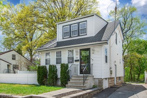 31 Smallwood Ave, Belleville, NJ, 07109-1358 | Card Image