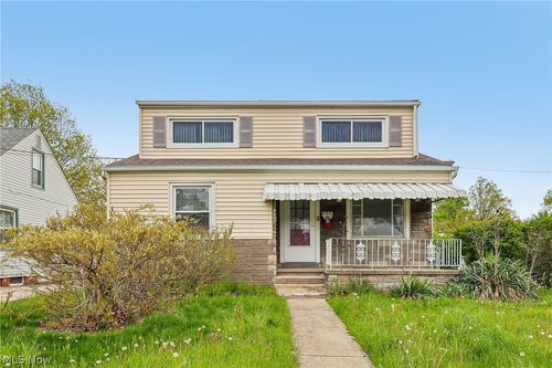 599 E 250th St, Euclid, OH, 44132-2268 | Card Image