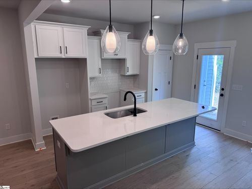 5 Starks Circle, Simpsonville, SC, 29680 | Card Image