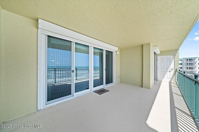 402 - 245 Highway A1a, Condo with 3 bedrooms, 3 bathrooms and null parking in Satellite Beach FL | Image 15