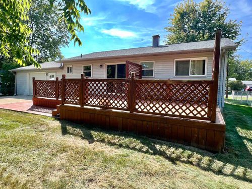 2071 Mackinaw Dr, Davison, MI, 48423-2357 | Card Image