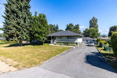 13759 111 Ave, Surrey, BC, V3R2C1 | Card Image