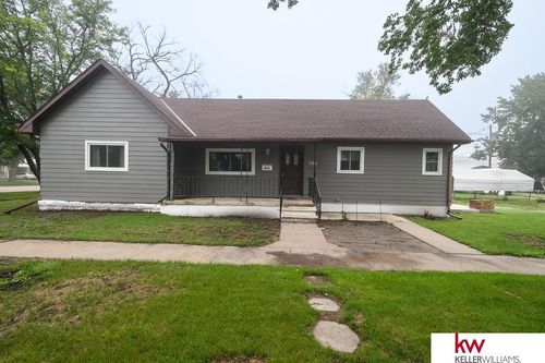 104 E 7th St, Superior, NE, 68978-1309 | Card Image