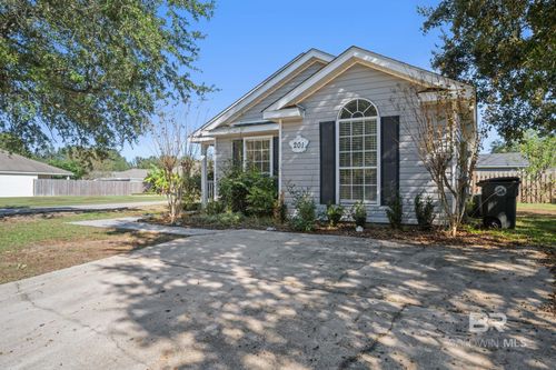 201 Southchase Court, Fairhope, AL, 36532 | Card Image