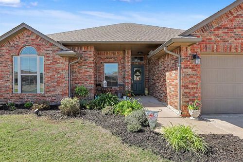 1941 Debbie Drive, Guthrie, OK, 73044 | Card Image