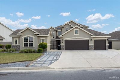 4801 Choke Canyon, House other with 4 bedrooms, 3 bathrooms and 3 parking in Mcallen TX | Image 2