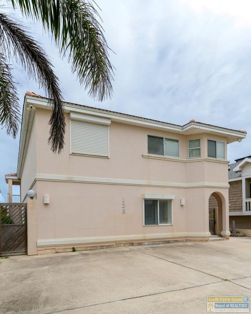 128 E Carolyn Dr, South Padre Island, TX, 78597-7506 | Card Image