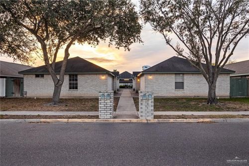 917 Lexington Cir, Edinburg, TX, 78539-3177 | Card Image