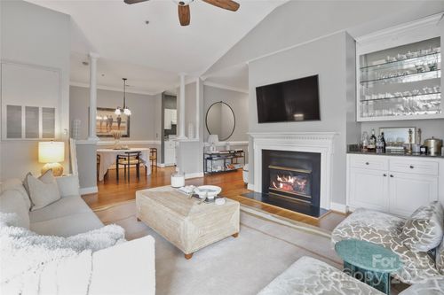 apt-n-5730 Closeburn Rd, Charlotte, NC, 28210-3040 | Card Image