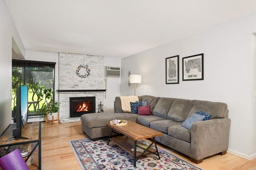 apt-2-4508 Cedar Lake Rd S, Saint Louis Park, MN, 55416-3752 | Card Image