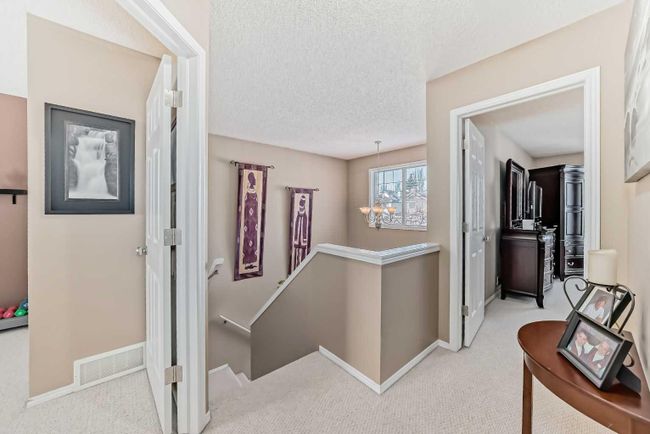 281 Mt Brewster Circle Se, Home with 4 bedrooms, 2 bathrooms and 4 parking in Calgary AB | Image 21