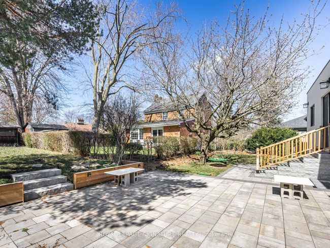22 Yorkleigh Ave, House other with 6 bedrooms, 4 bathrooms and 4 parking in Etobicoke ON | Image 37