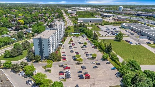 712-200 Jamieson Pky, Cambridge, ON, N3C4B5 | Card Image