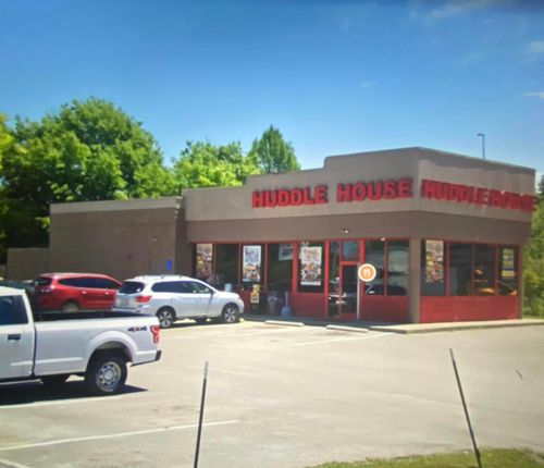 538 W Highway 92, Williamsburg, KY, 40769-1683 | Card Image