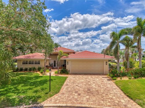 1038 Contento St, SARASOTA, FL, 34242-1818 | Card Image