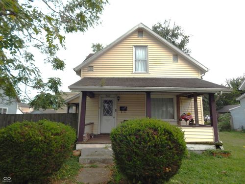 407 E College St, Crawfordsville, IN, 47933-2904 | Card Image