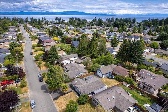 660 Phillips St, House other with 3 bedrooms, 2 bathrooms and 2 parking in Parksville BC | Image 48