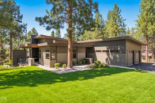 19450 Bainbridge Ct, Bend, OR, 97702-3544 | Card Image