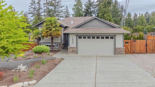 1623 Stone Lake Dr, Nanoose Bay, BC, V9P9L1 | Card Image