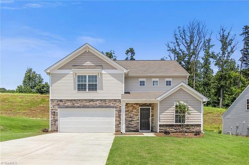 143 Primrose Street, King, NC, 27021 | Card Image