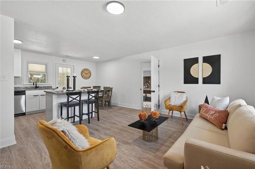 253 N Oceana Blvd, Virginia Beach, VA, 23454-4855 | Card Image