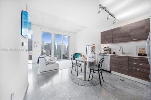 2503-151 Se 1st St, Miami, FL, 33131-1452 | Card Image