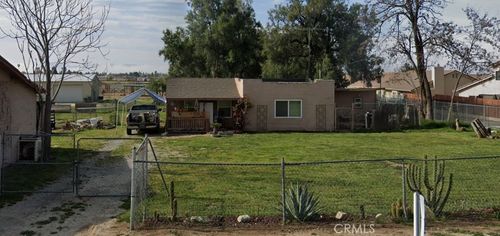 39765 Brookside Ave, Cherry Valley, CA, 92223-4870 | Card Image