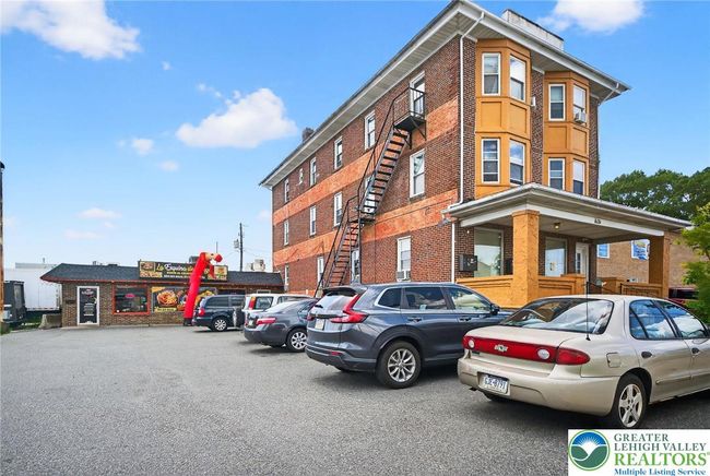 624 N Maxwell St, Condo with 12 bedrooms, 9 bathrooms and 12 parking in Allentown PA | Image 4