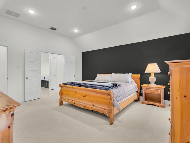 1314 Oliver Creek Ln, House other with 4 bedrooms, 2 bathrooms and null parking in Justin TX | Image 17