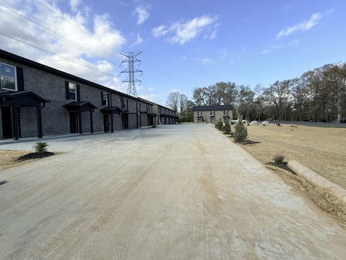 multiple-units-740 Kings Ln, Tullahoma, TN, 37388 | Card Image