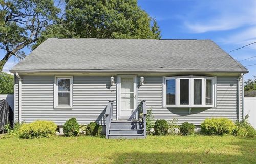 20 Horse Neck Rd, Warwick, RI, 02889-8909 | Card Image