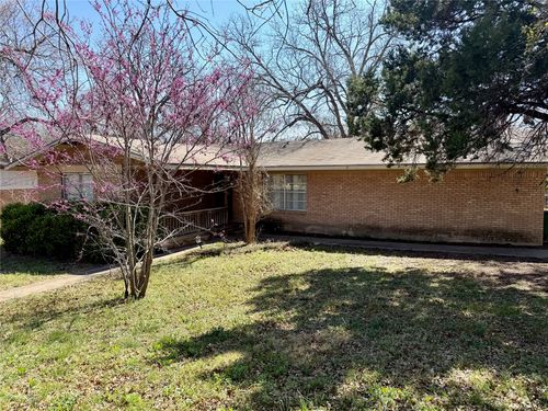 305 W Caddo St, Austin, TX, 78753-2605 | Card Image