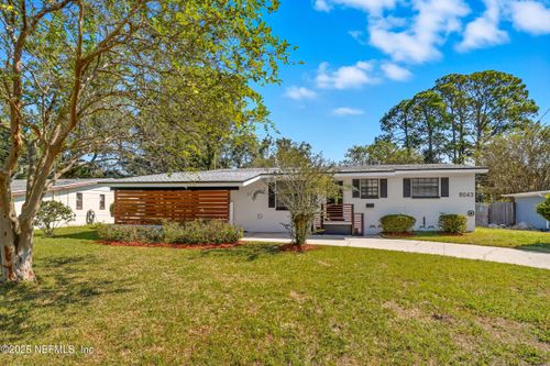 8043 Naranja Dr W, Jacksonville, FL, 32217-4071 | Card Image